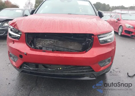2021 Volvo Xc40 T4 R-Design from USA, damaged, VIN YV4AC2HM1M2481544